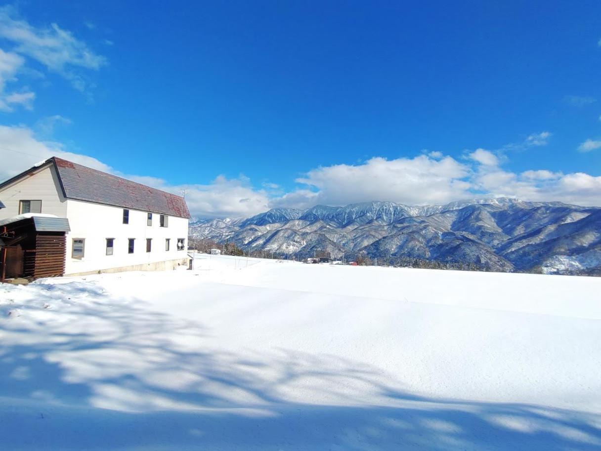 Hakuba Norikura Wakaguri Guesthouse Otari المظهر الخارجي الصورة